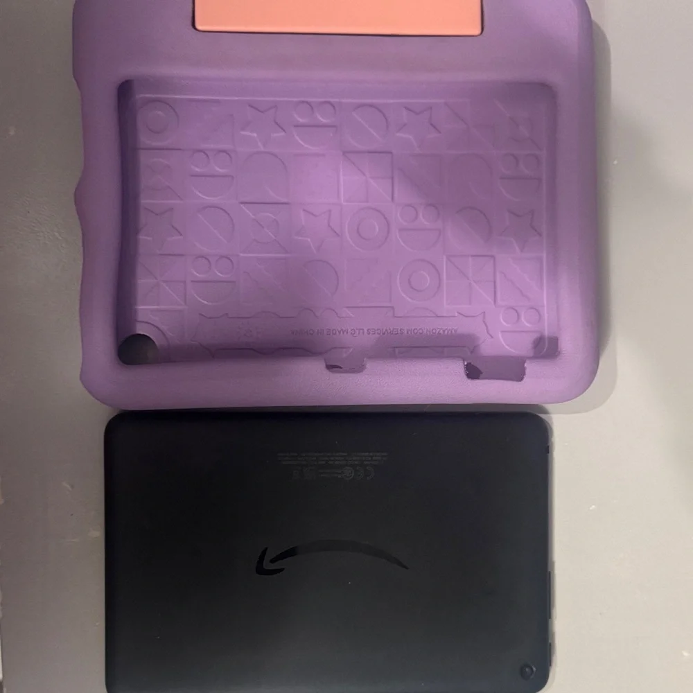 Amazon Purple and Pink Tablet Cover